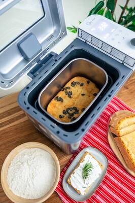 Sana Bread maker II lifestyle-15